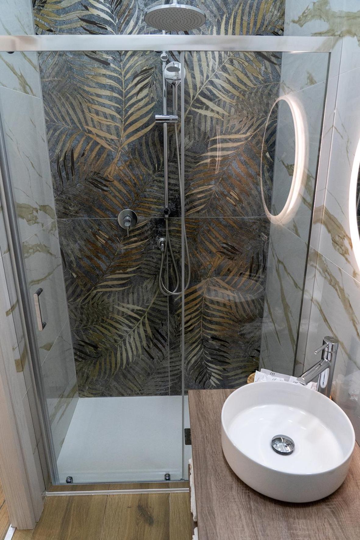 A Casa Di Edel Bed & Breakfast Napoli Bagian luar foto